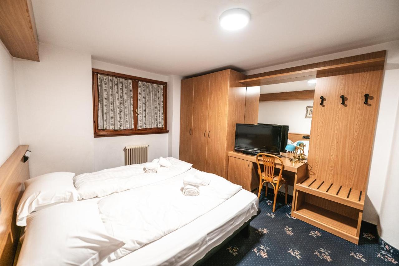 Smart Hotel Renzi Folgarida Kültér fotó