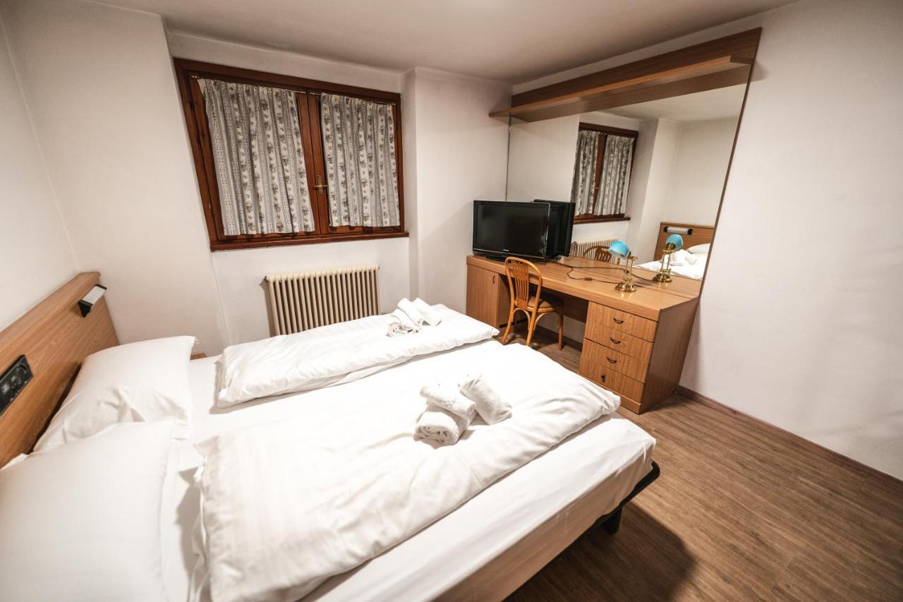 Smart Hotel Renzi Folgarida Kültér fotó